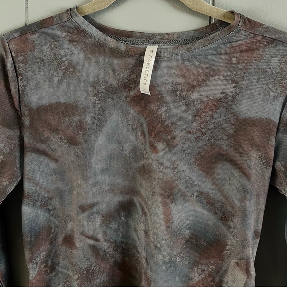 Fabletics Marie Mesh Croptop - Picture 2 of 4